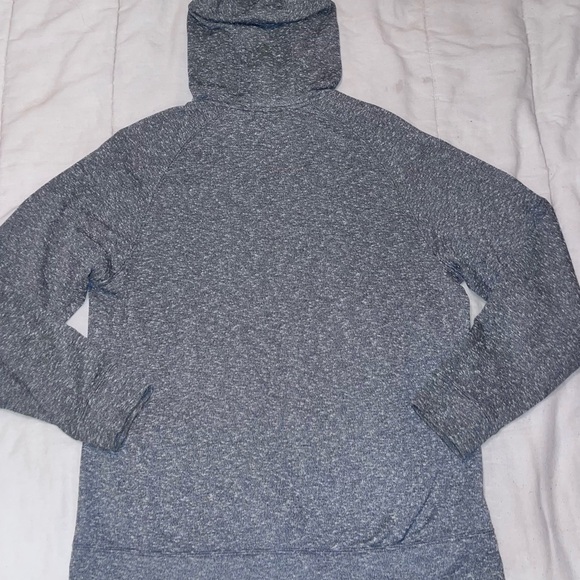 Nike dri fit sweater - Picture 6 of 9